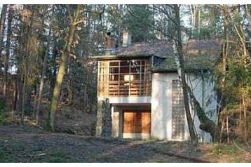 Tchéquie Chata Louňovice pod Blaníkem, Extérieur